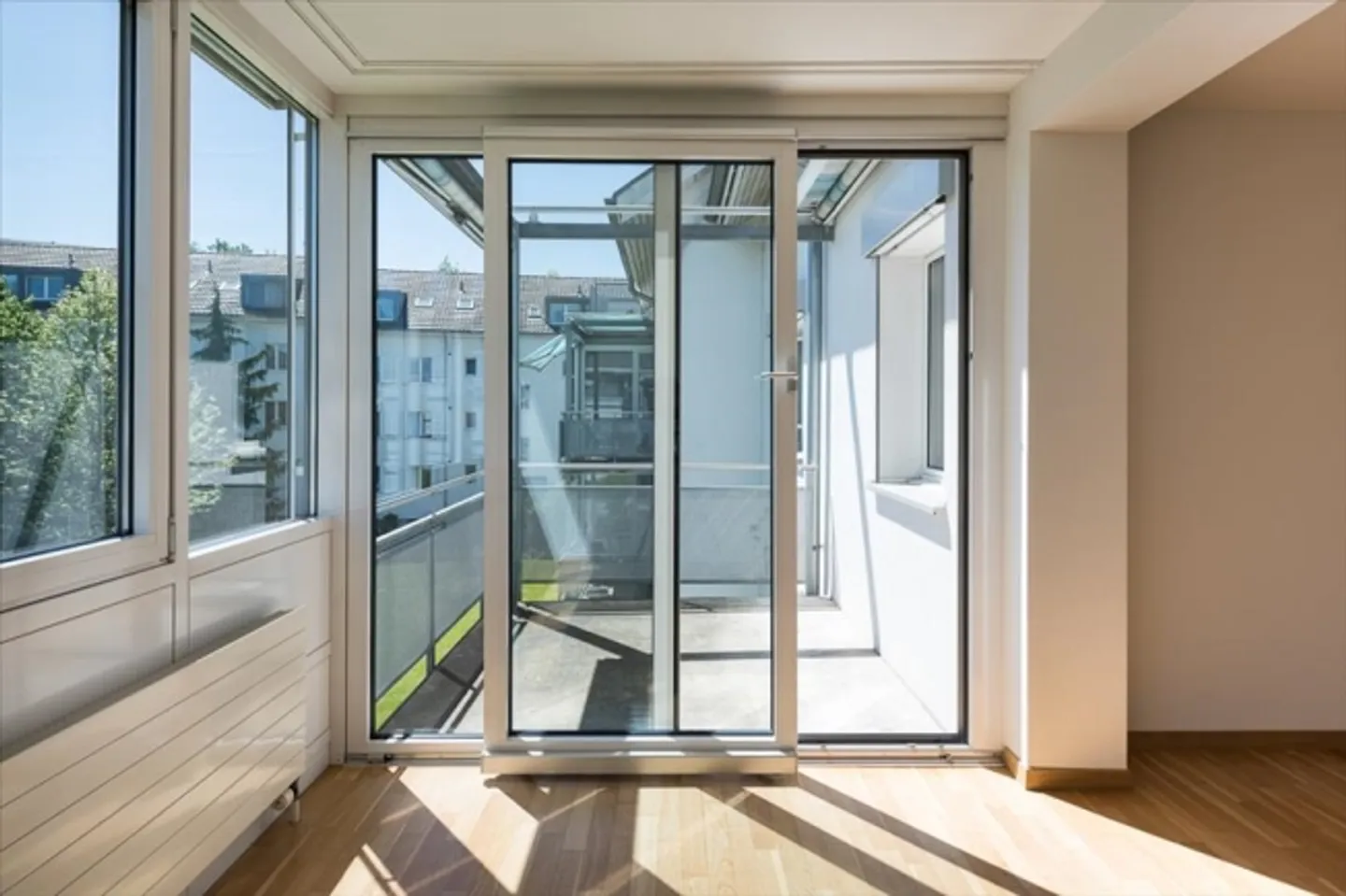 Apartment to fall in love with! - Photo 2 of 7