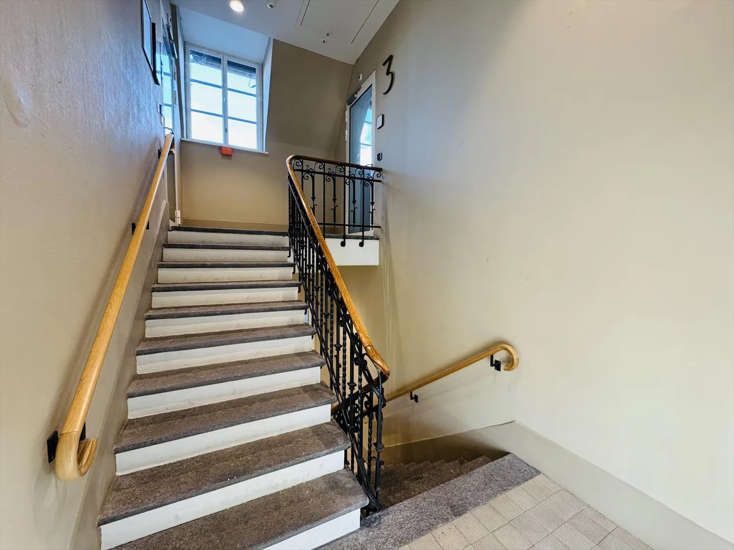 Einzigartiges und komplett ausgebautes Büro am Bahnhof Basel SBB - Foto 7 von 8