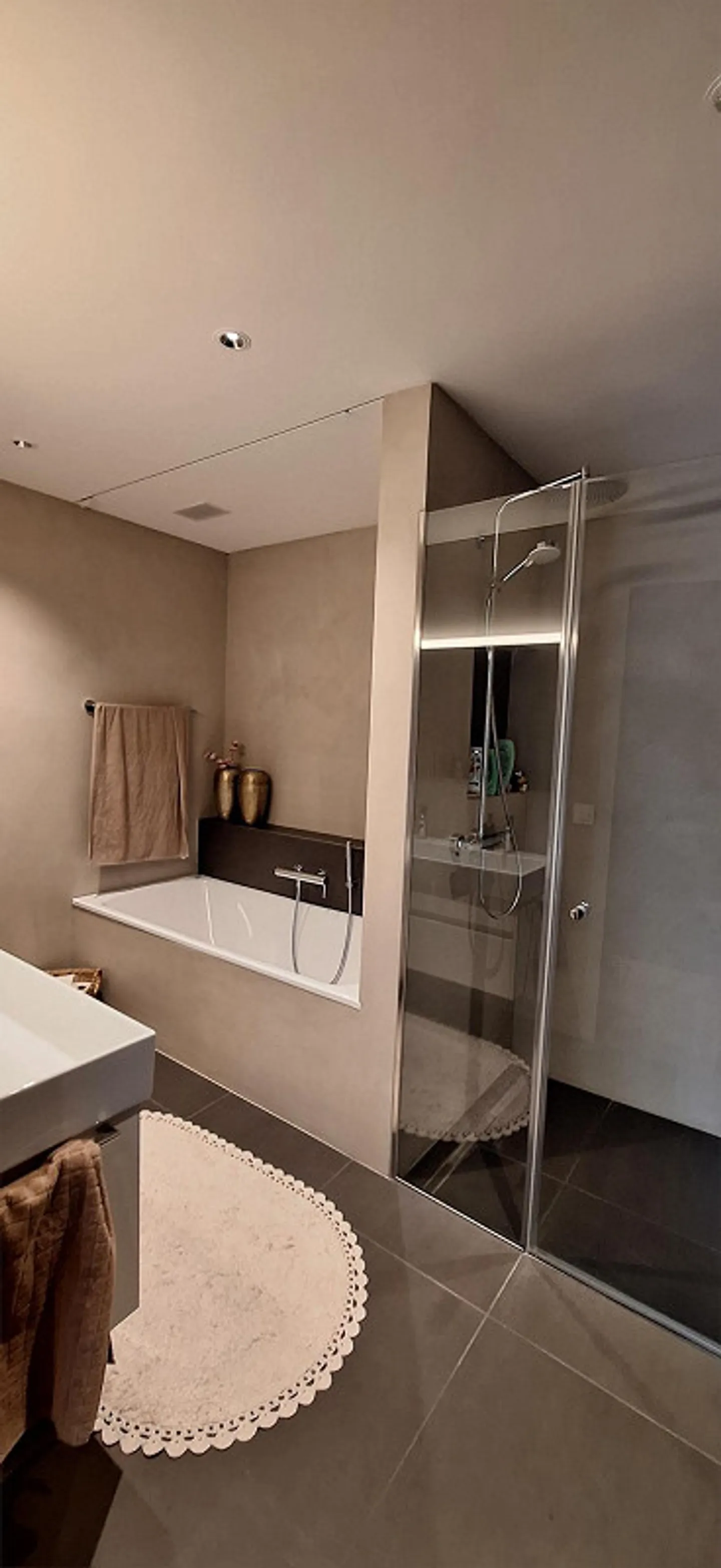 Appartement moderne et lumineux avec jardin à louer - Photo 9 sur 17