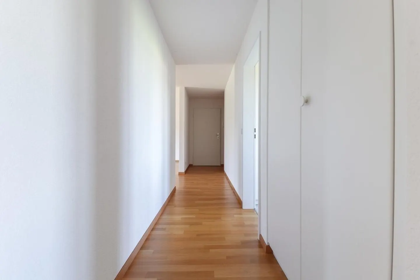Ottimo appartamento di 4,5 stanze al 2° piano - Foto 4 di 10