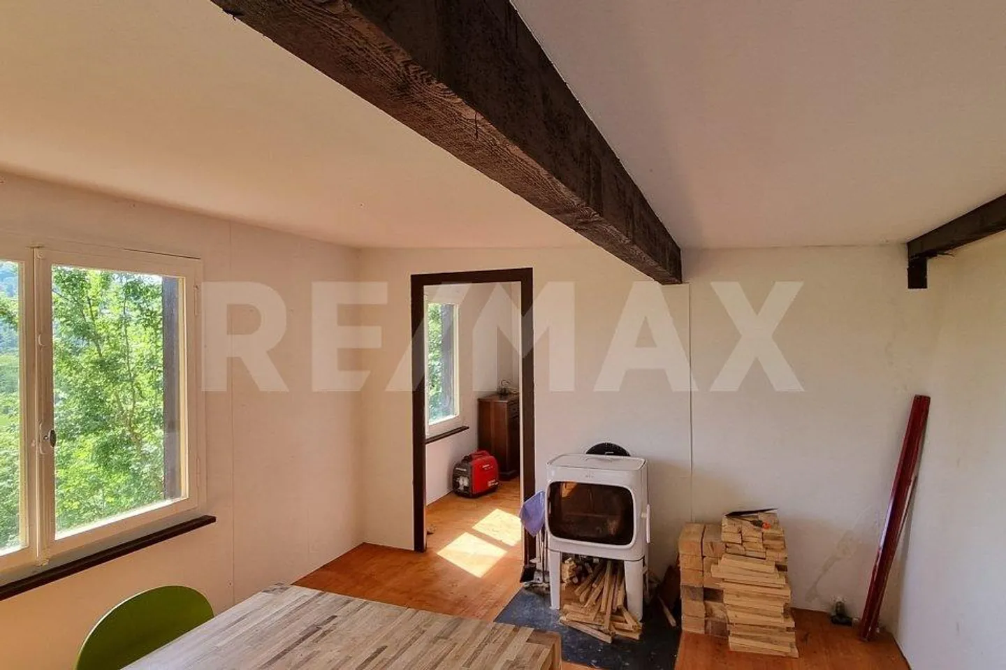 Well-maintained weekend house with various uses - Photo 8 of 10