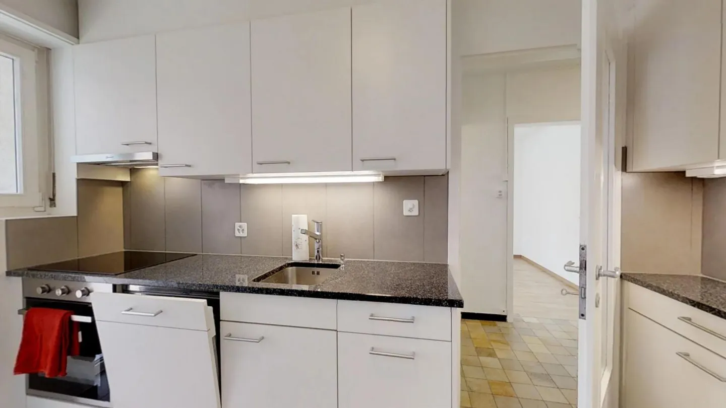 Bright 3-room apartment in Allschwil - Photo 1 of 10