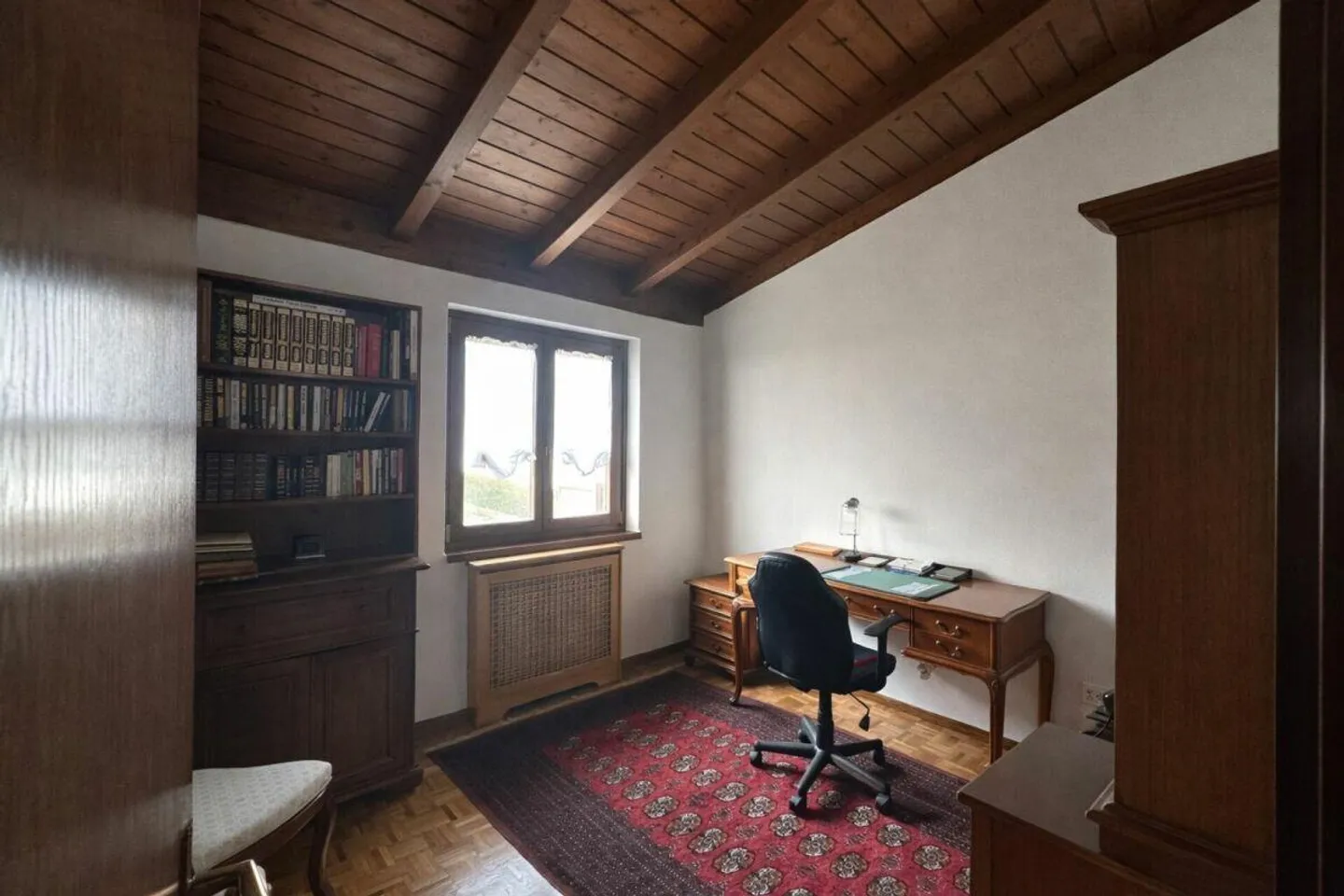 Wunderschönes Einfamilienhaus mit gepflegtem Garten in sonniger und gut erschlossener Lage - Foto 14 von 22