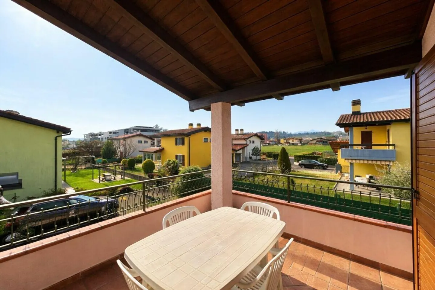 Wunderschönes Einfamilienhaus mit gepflegtem Garten in sonniger und gut erschlossener Lage - Foto 16 von 22