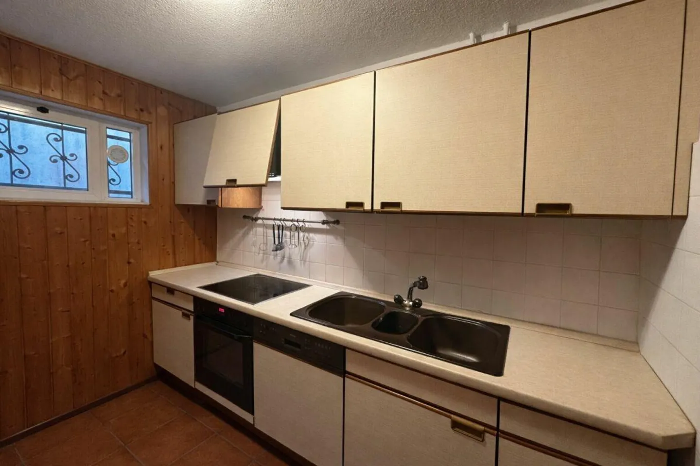 Wunderschönes Einfamilienhaus mit gepflegtem Garten in sonniger und gut erschlossener Lage - Foto 20 von 22