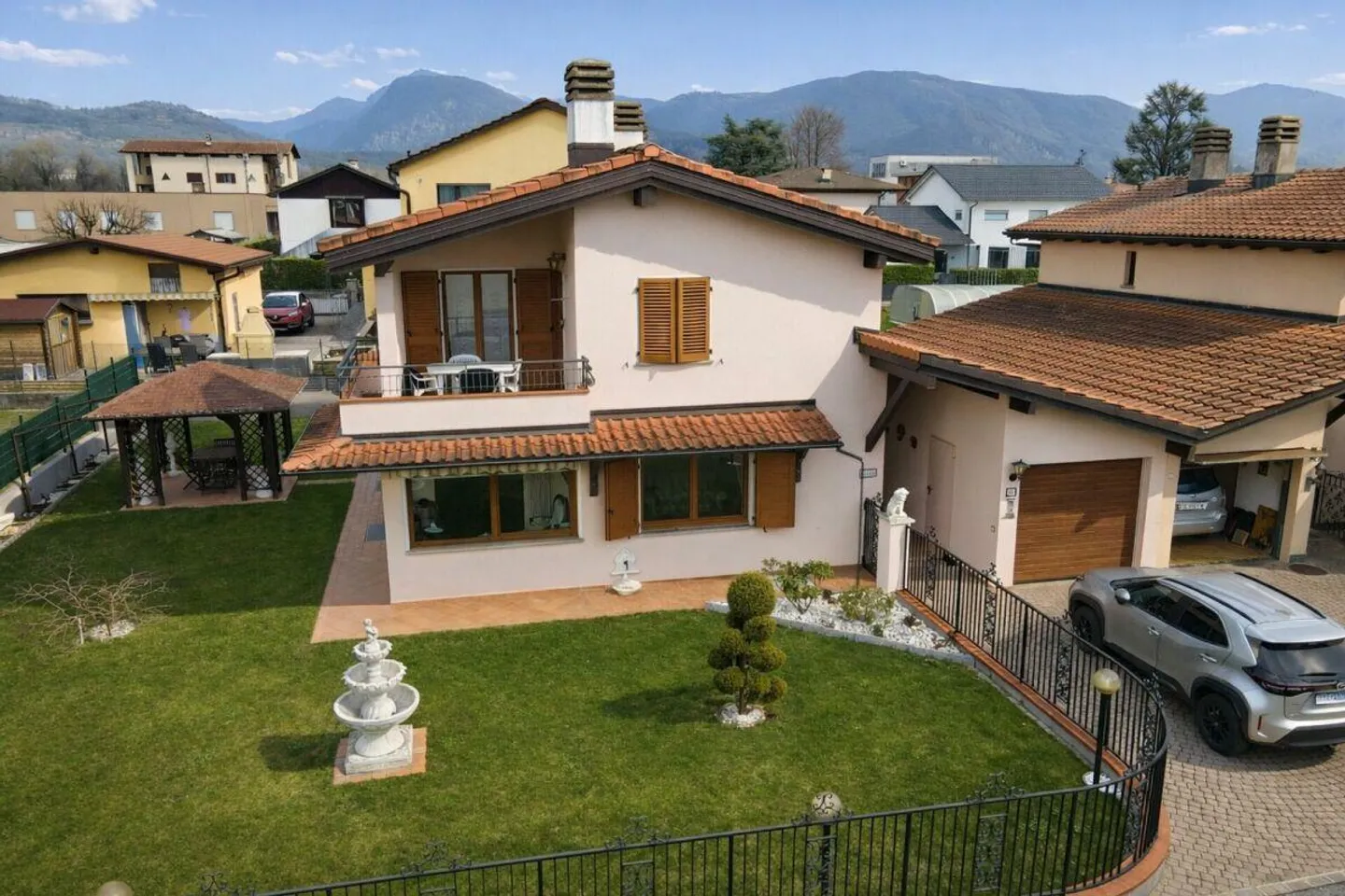 Wunderschönes Einfamilienhaus mit gepflegtem Garten in sonniger und gut erschlossener Lage - Foto 22 von 22