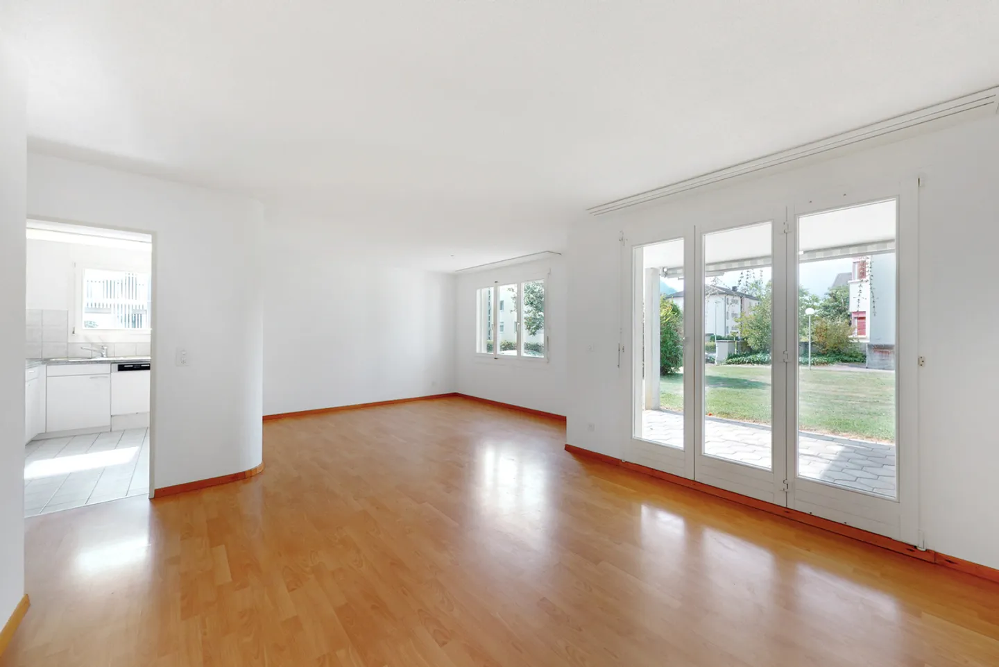 Charmante Dachwohnung Wartet - Foto 2 von 5