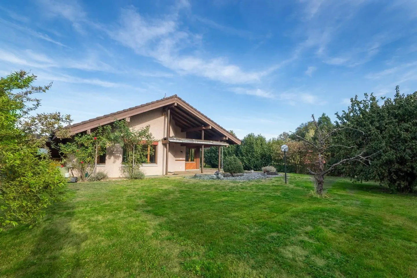 Magnifique maison de campagne avec potentiel d'extension - Photo 1 sur 9