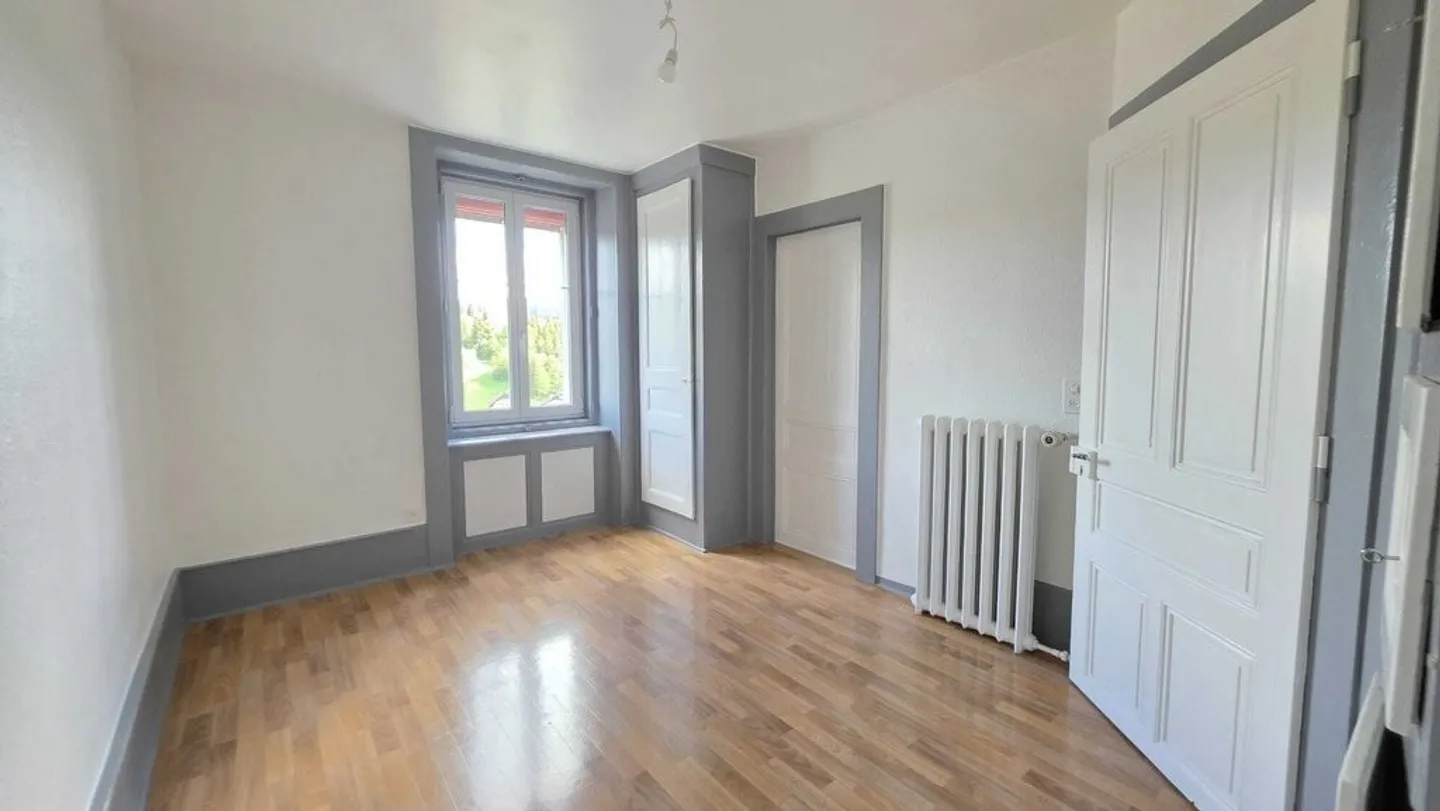 Nice 4-room apartment with balcony in a quiet area - Photo 6 of 11