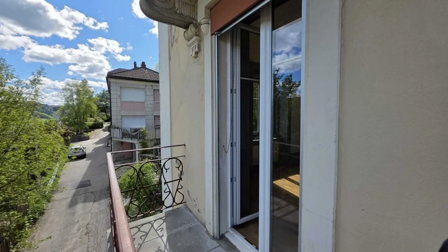 Nice 4-room apartment with balcony in a quiet area - Photo 8 of 11