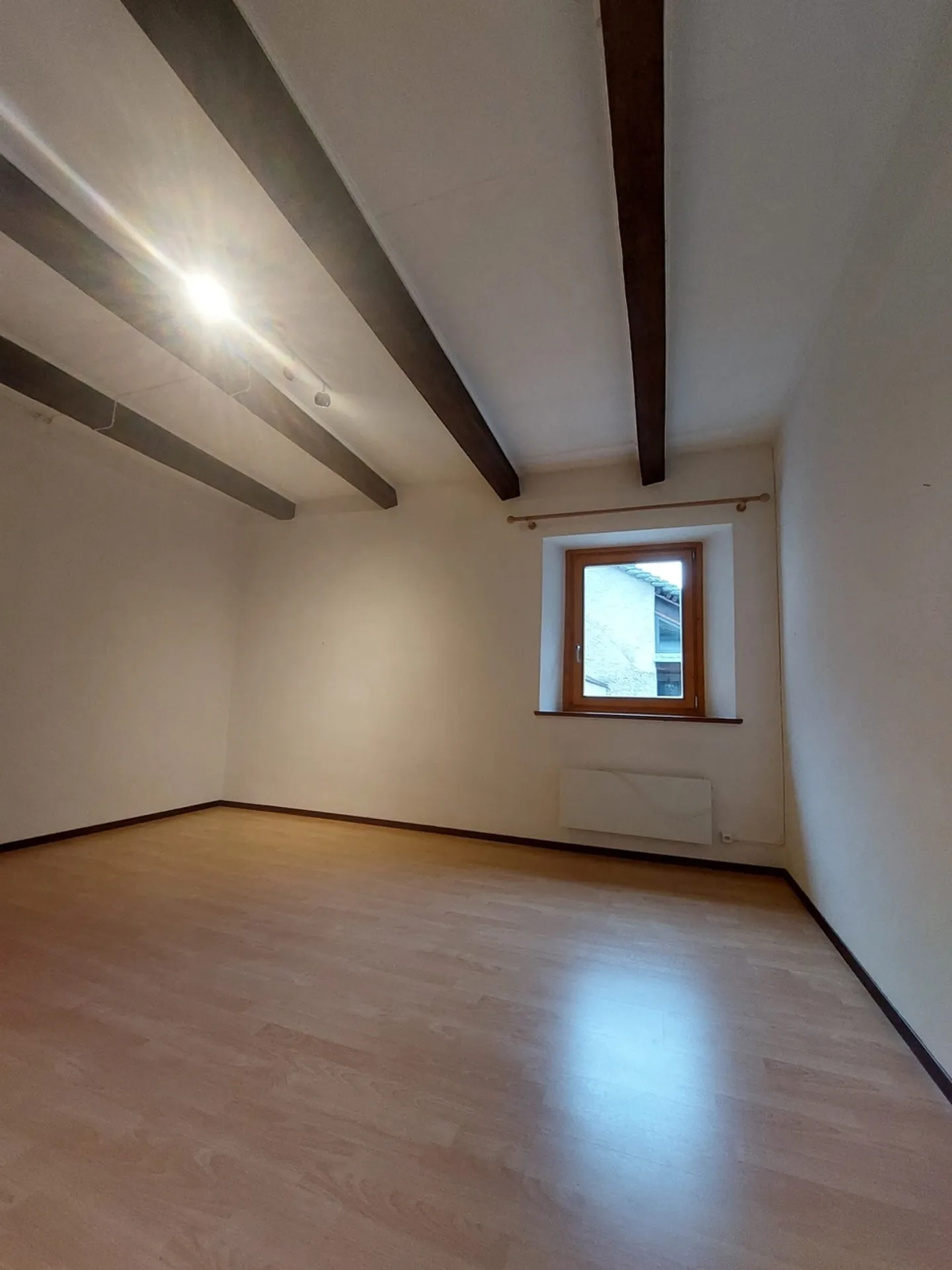 Elegant semi-detached house with 7.5 rooms in Cevio - Photo 5 of 13