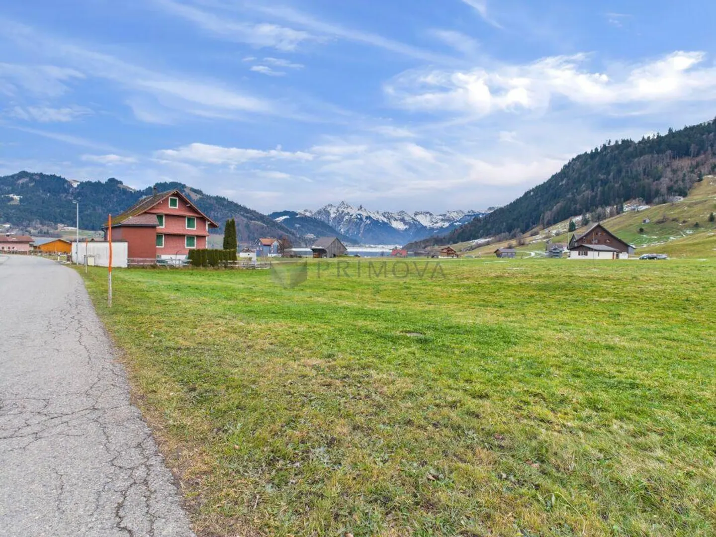 Vivere sopra il mare di nebbia: grande appartamento di 5,5 stanze con vista panoramica - Foto 14 di 15