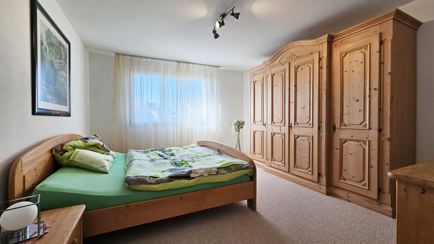 Appartamento moderno di 4,5 stanze con alto standard di costruzione, situato in posizione centrale e tranquilla - Foto 7 di 13