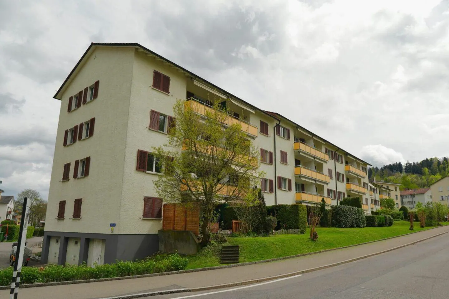 modernisierte 3 Zimmer-Wohnung in St. Gallen - Foto 1 von 9