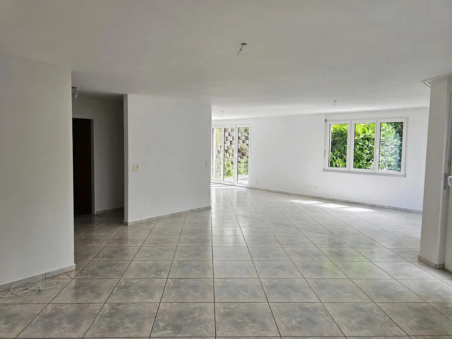 Maison familiale double de 8,5 pièces - Photo 3 sur 22