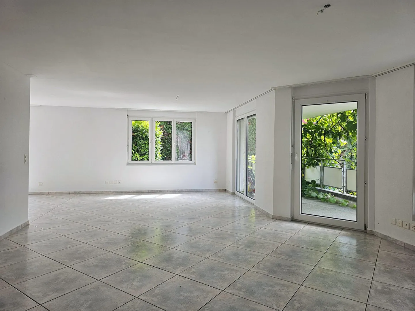 Maison familiale double de 8,5 pièces - Photo 4 sur 22
