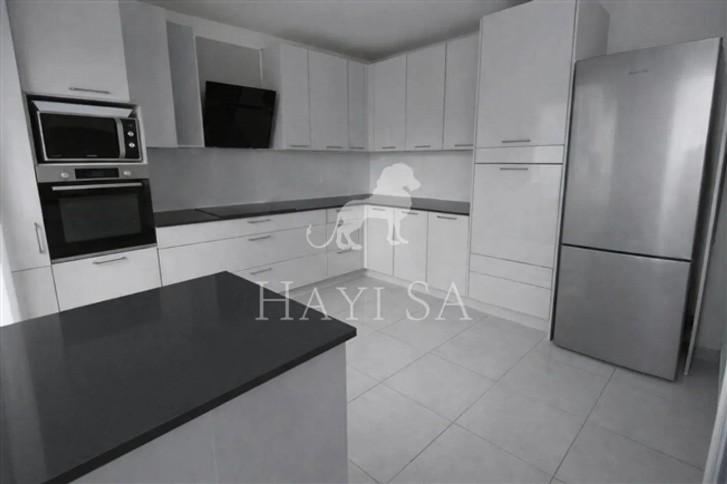 Magnifique Penthouse à Ambilly à la frontière genevoise - Photo 5 sur 8