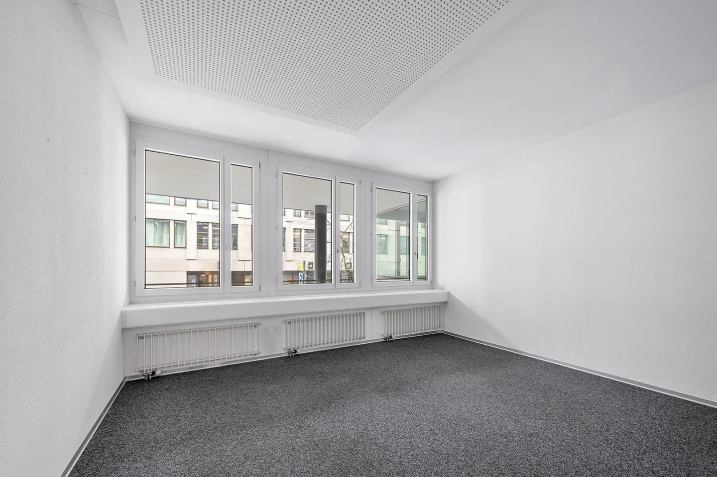 Spazio ufficio in affitto - Foto 7 di 11