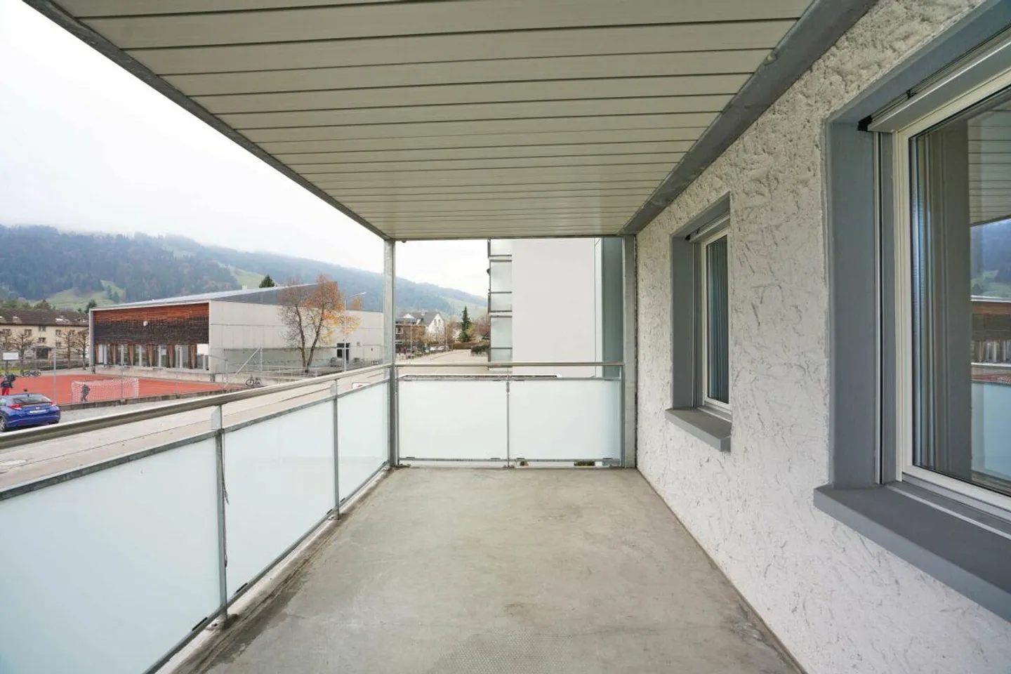 Appartamento luminoso in una posizione tranquilla a Ebnat-Kappel - Foto 9 di 11