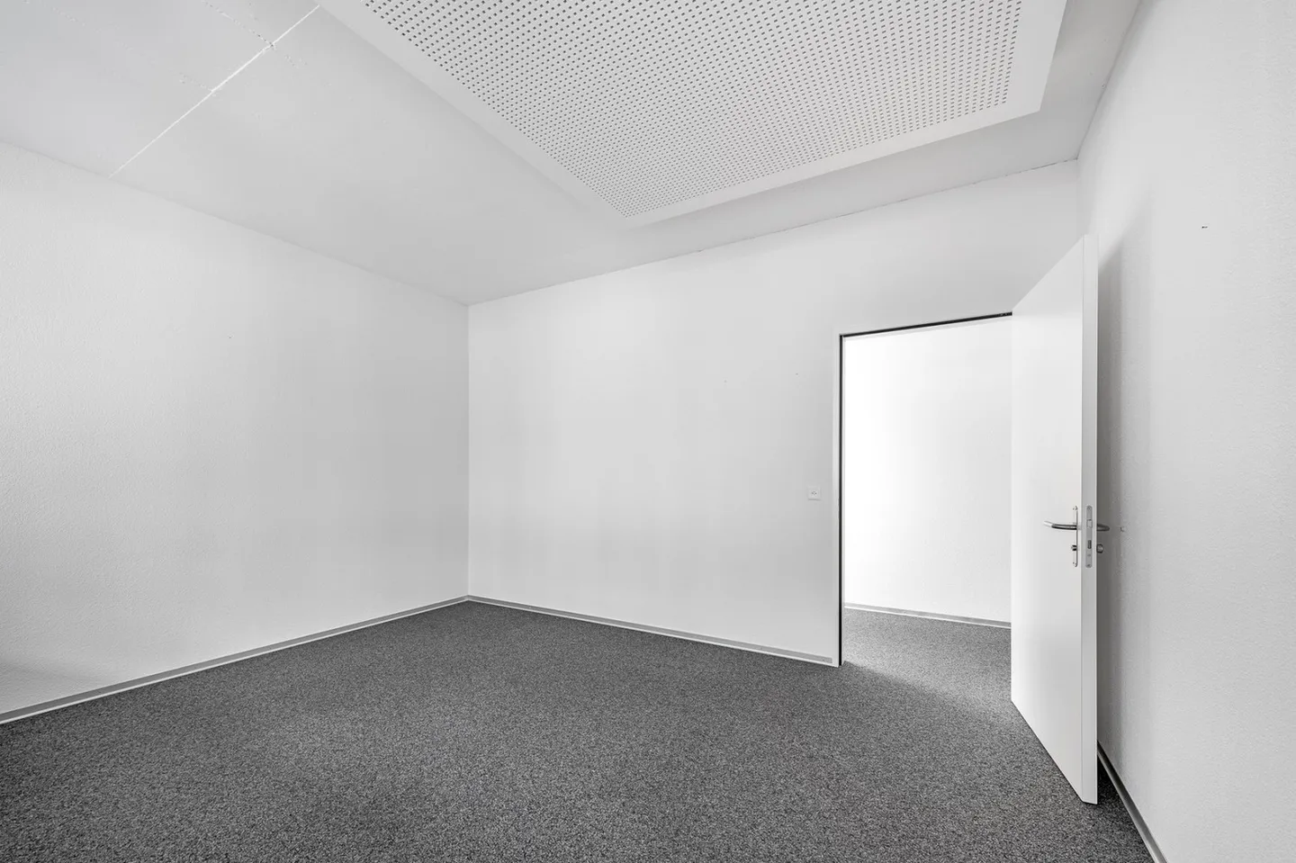 Spazio ufficio in affitto - Foto 11 di 11