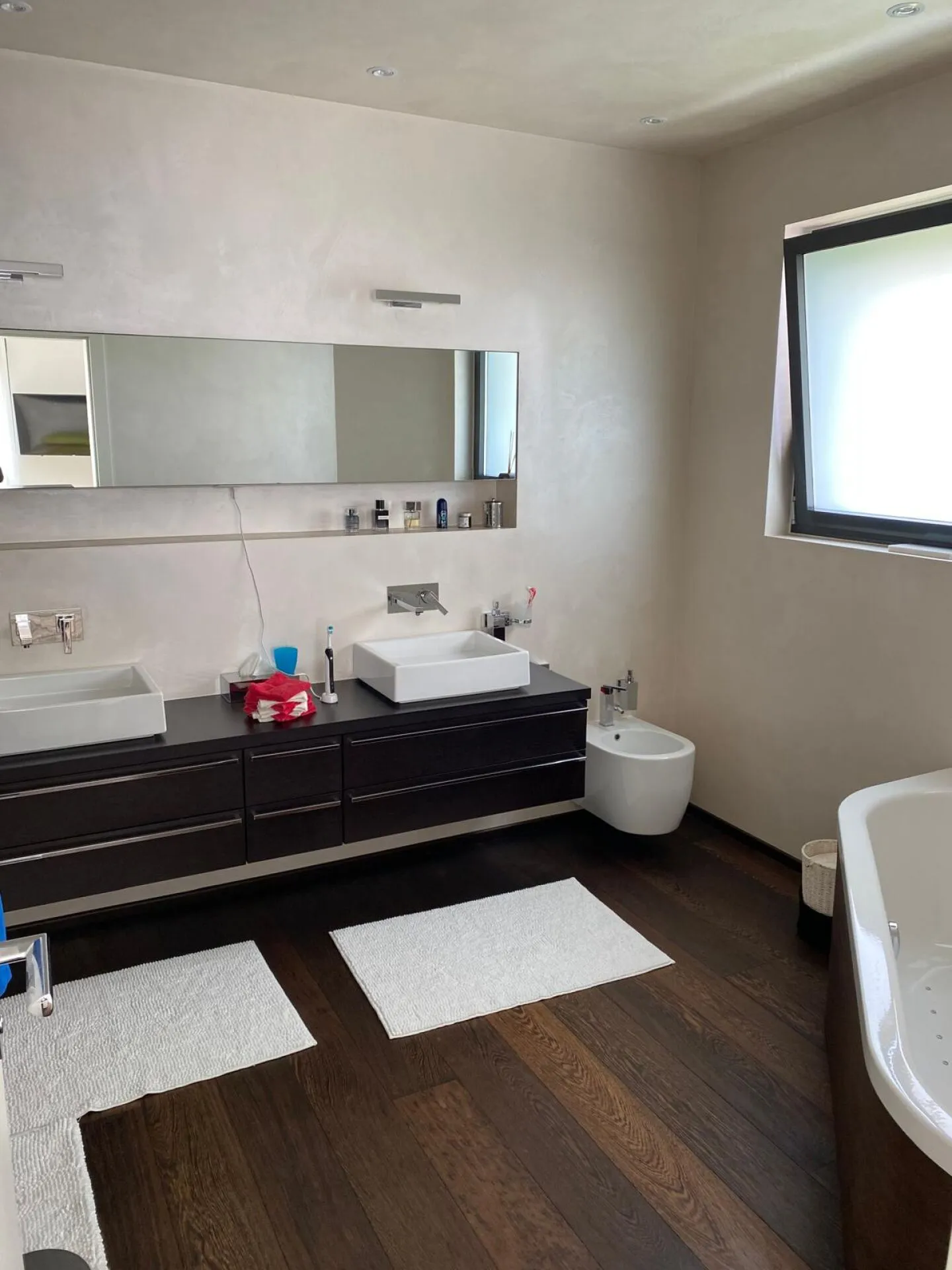Villa moderna con piscina e domotica avanzata - Unicità e comfort a portata di mano - Foto 16 di 17