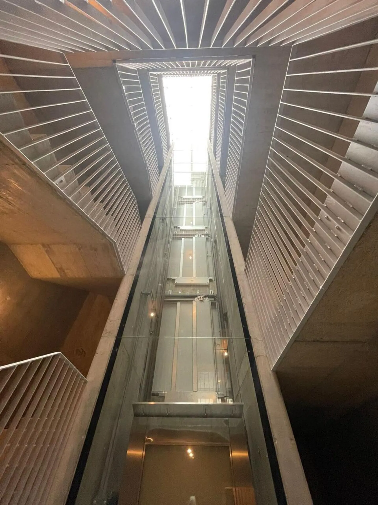 Magnificent penthouse with 4.5 rooms and large balcony - Photo 12 of 12