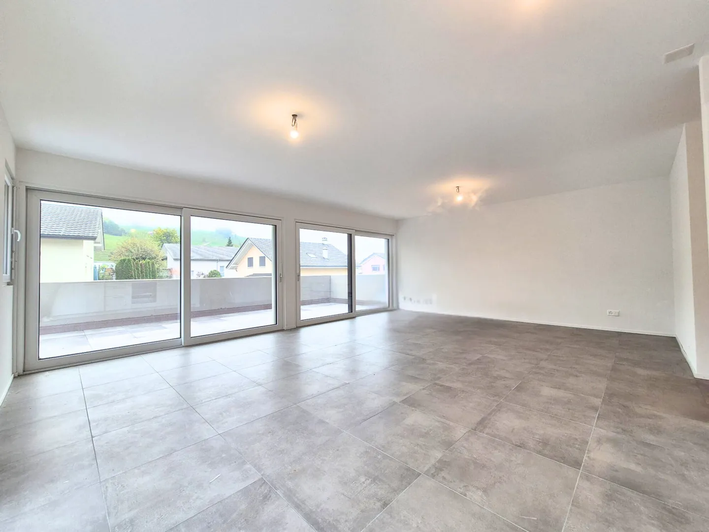 Your future professional space awaits! Office, Cabinet, Local - Photo 4 of 13