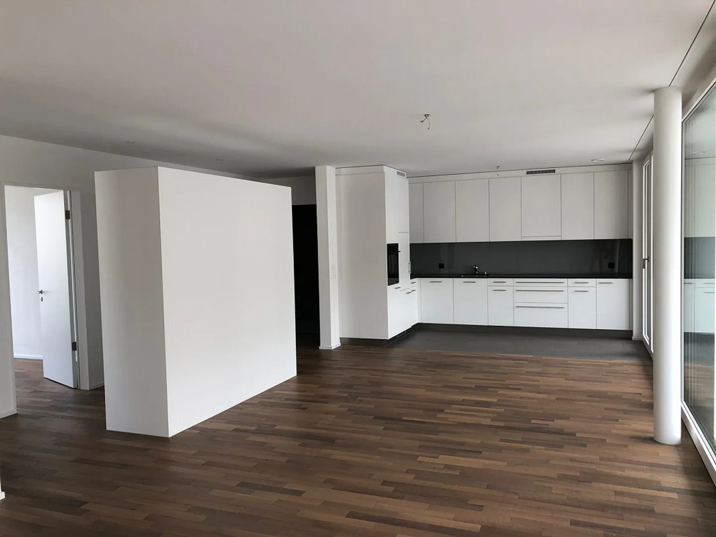 Central and Quiet Residential Location in Kriens - Photo 2 of 3