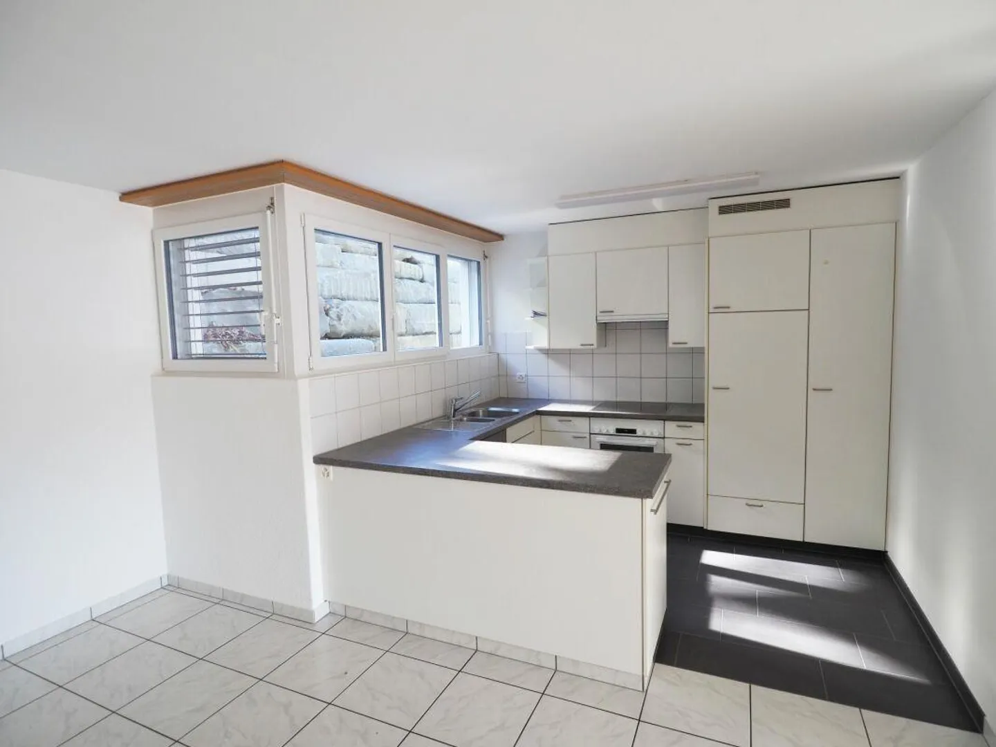 Geräumige Wohnung mit Garten - Foto 2 von 11