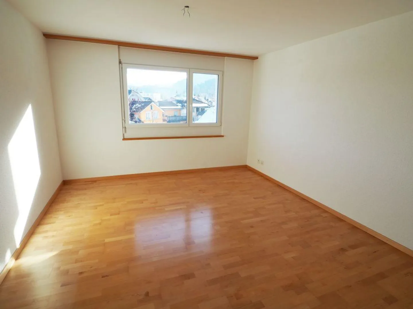 Geräumige Wohnung mit Garten - Foto 8 von 11