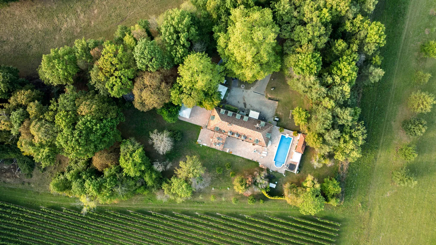 Elegant Country House near Geneva - Photo 5 of 13