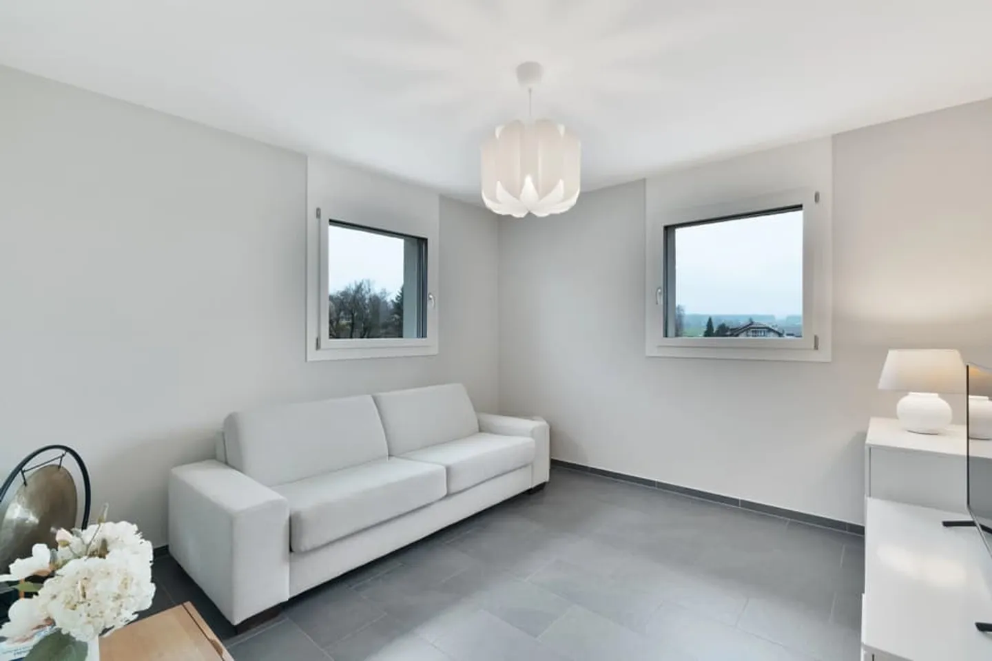 Elegant Semi-Detached Villa with Panoramic Views of the Lake and the Alps - Foto 11 von 13