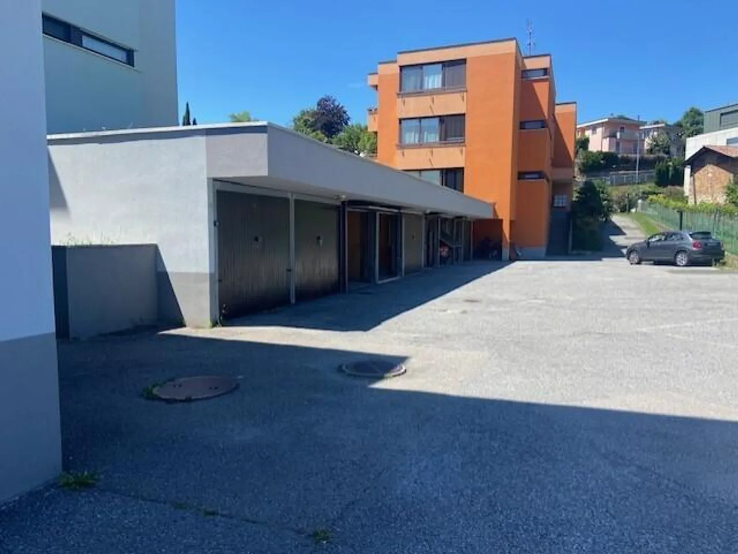 4.5-ROOM APARTMENT TOP FLOOR IN MORBIO INFERIORE - Photo 6 of 11