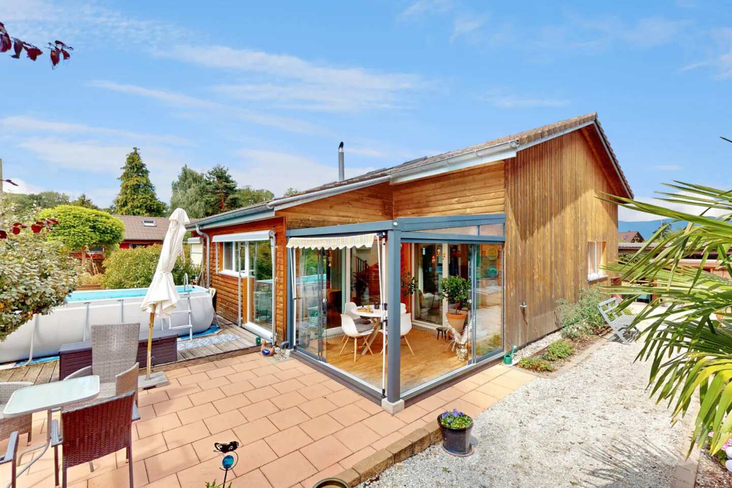 Appartamento completamente ristrutturato con giardino - Foto 3 di 13