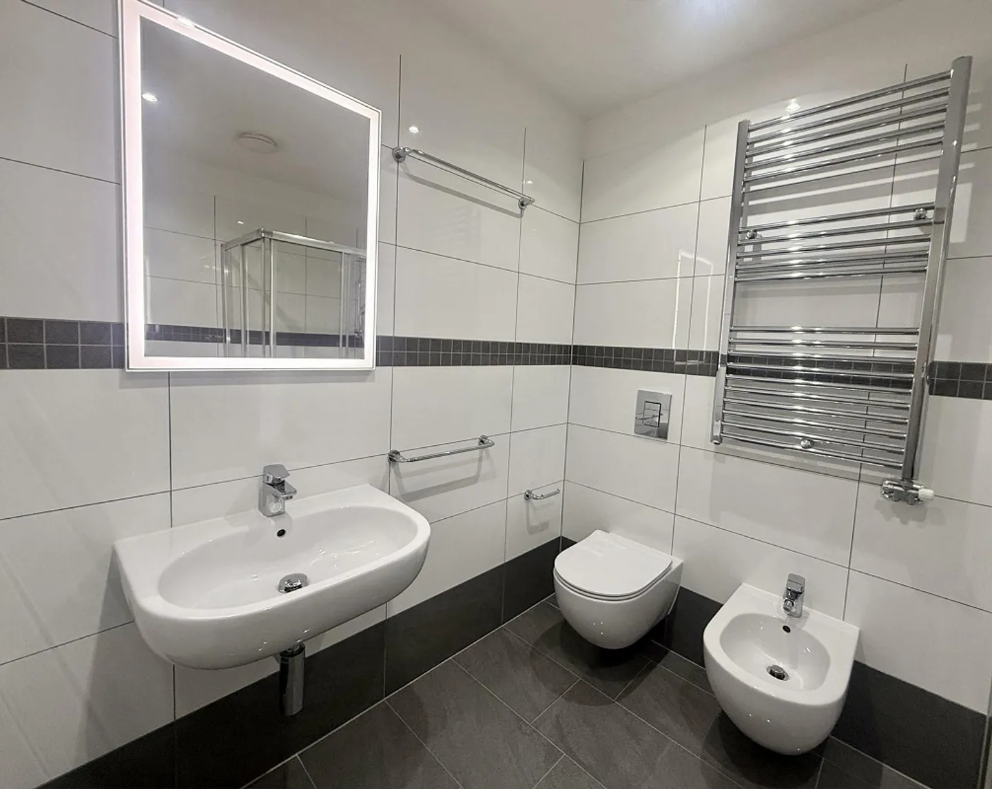 Looking for a tenant for a modern 2.5 room apartment in Capolago - Photo 5 of 7