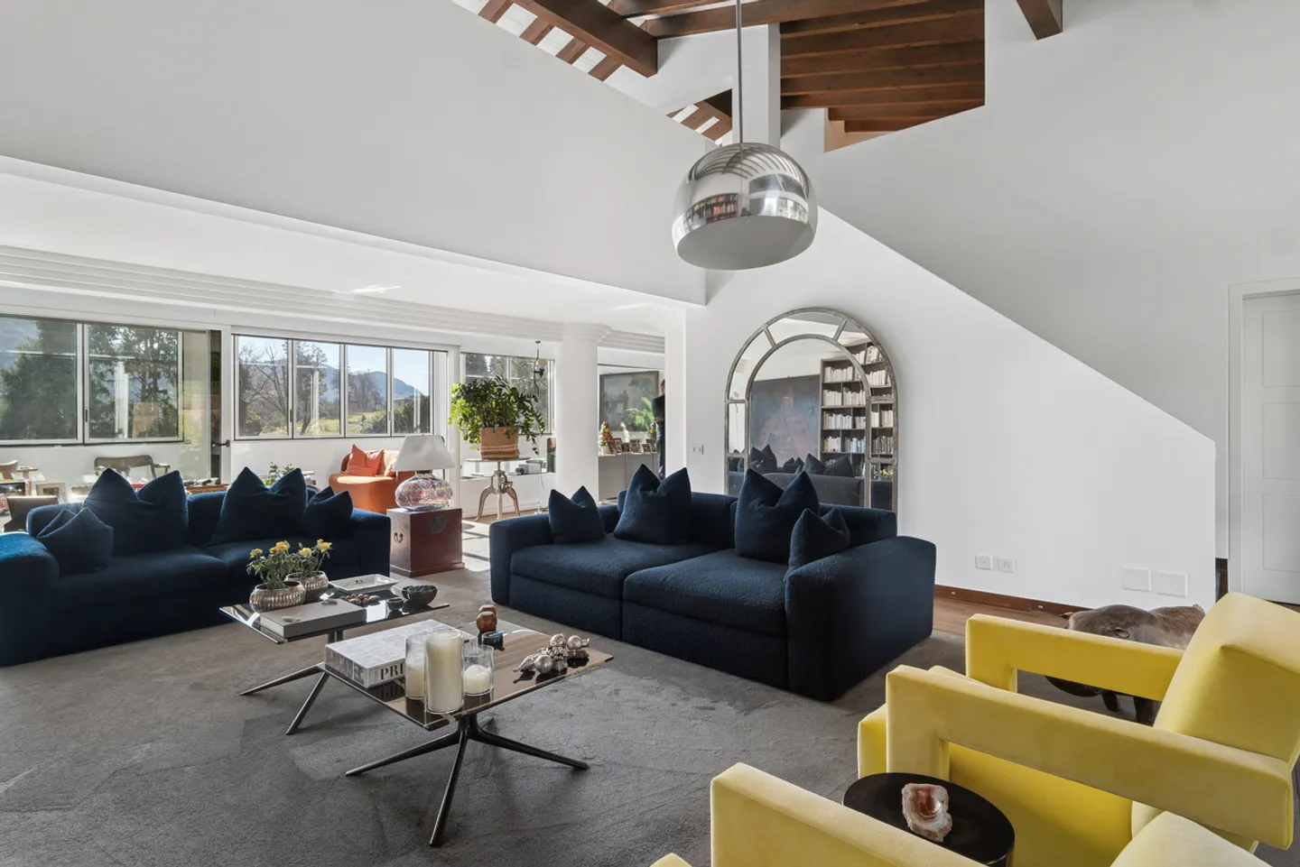 Maisonette on three levels with garden in an exclusive context - Photo 1 of 10