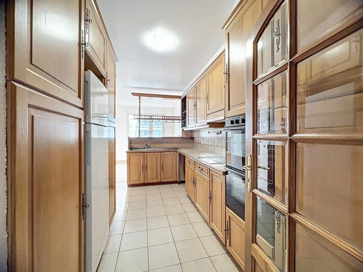 Spacious 4-room apartment with balcony - Photo 2 of 12