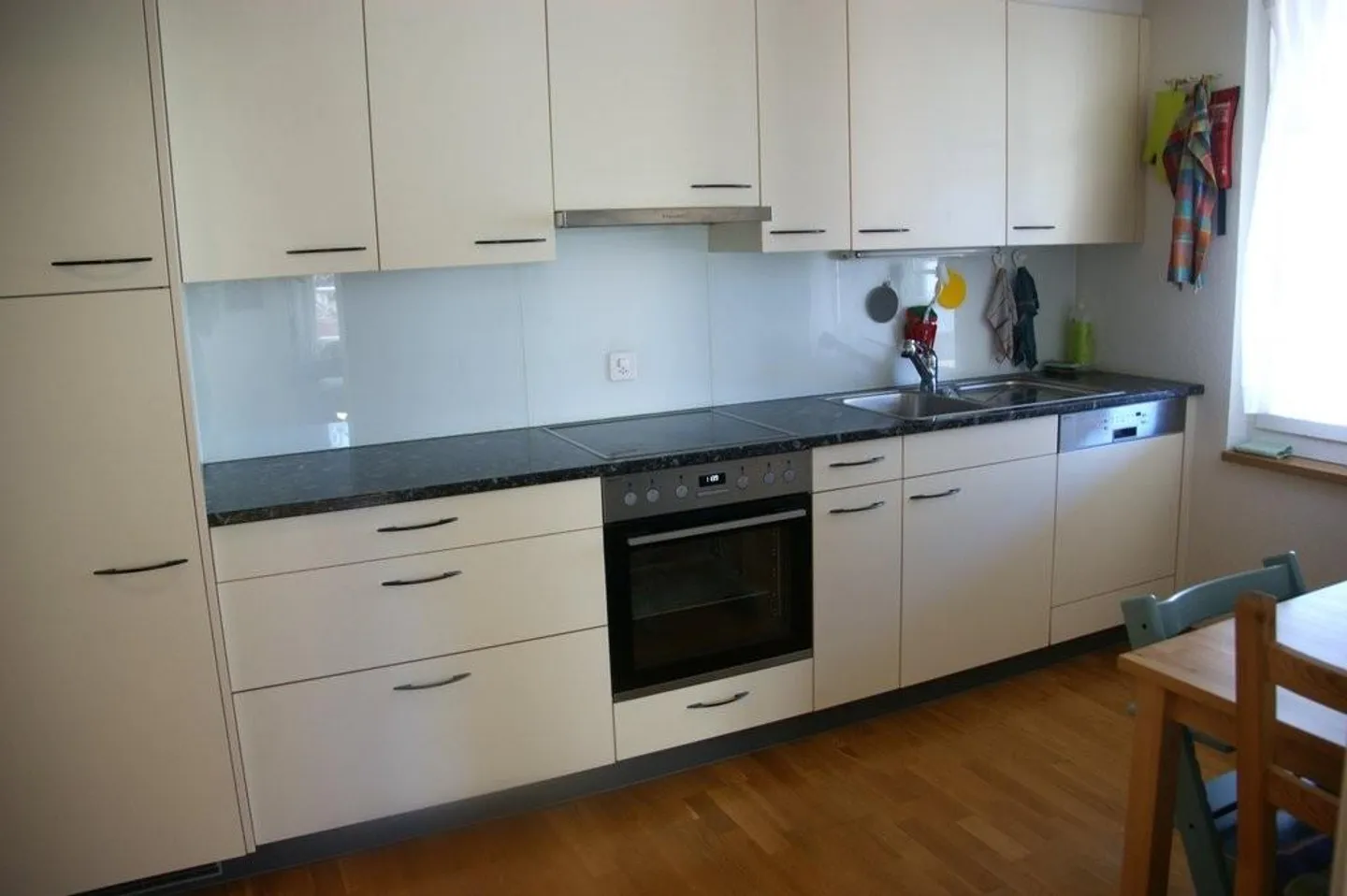 Appartamento affascinante con 3 camere - Foto 2 di 6