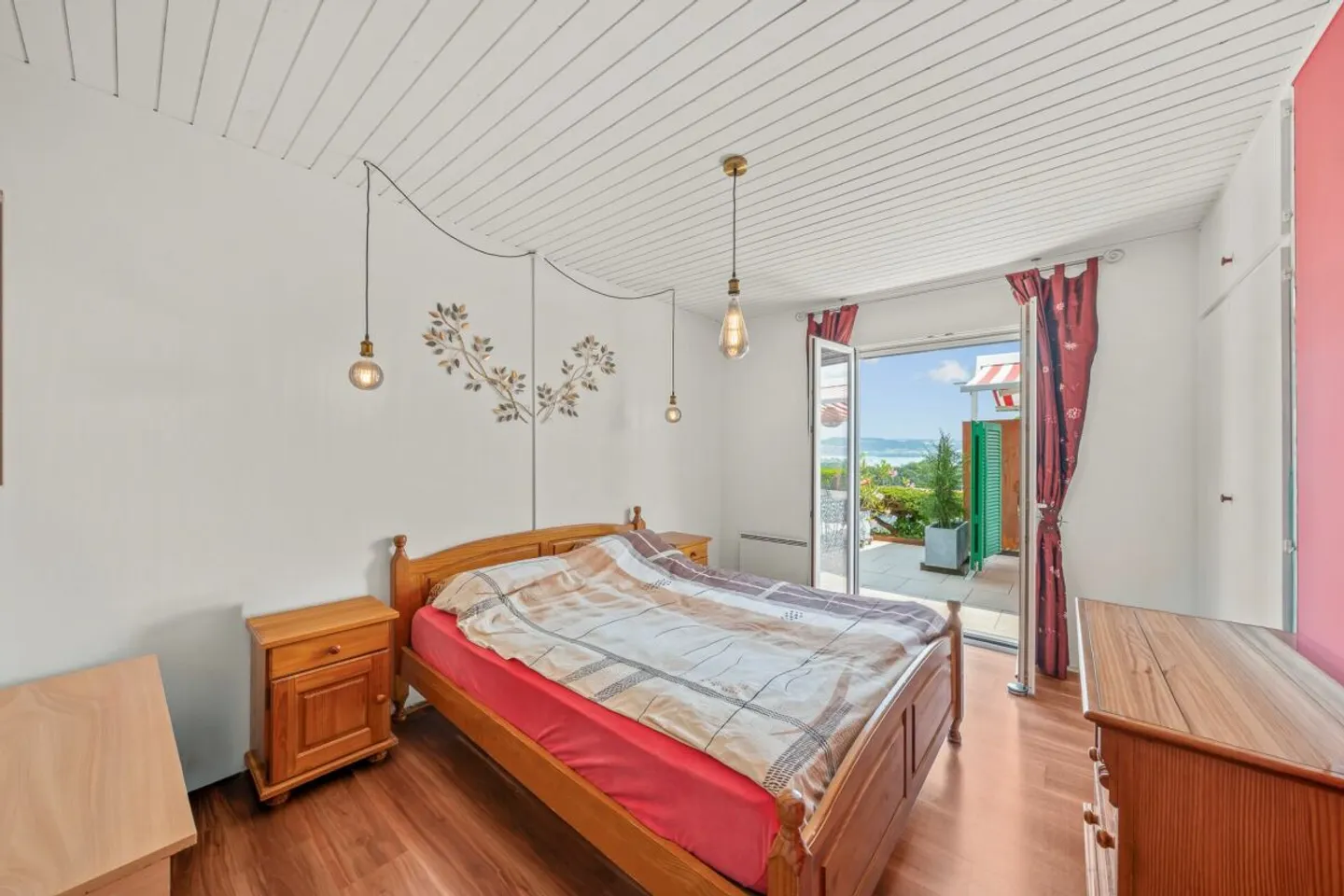 Villa Incantevole con Vista Lago - Foto 8 di 10