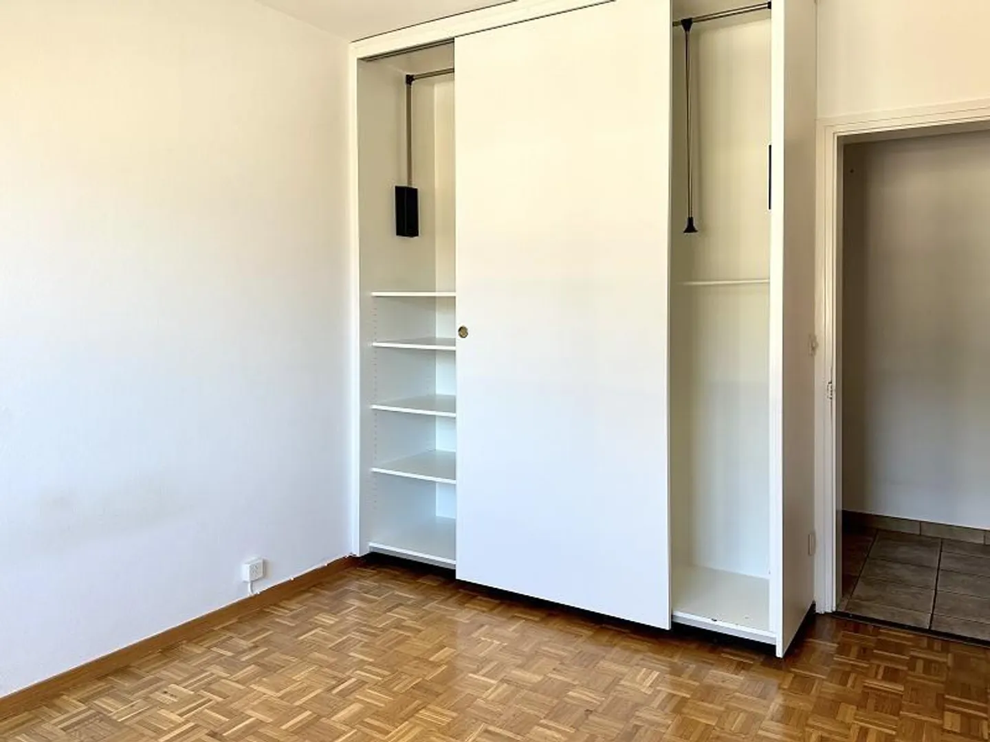 Appartement 4 1/2 pièces au 3ème étage avec balcon et belle vue - Photo 13 sur 19