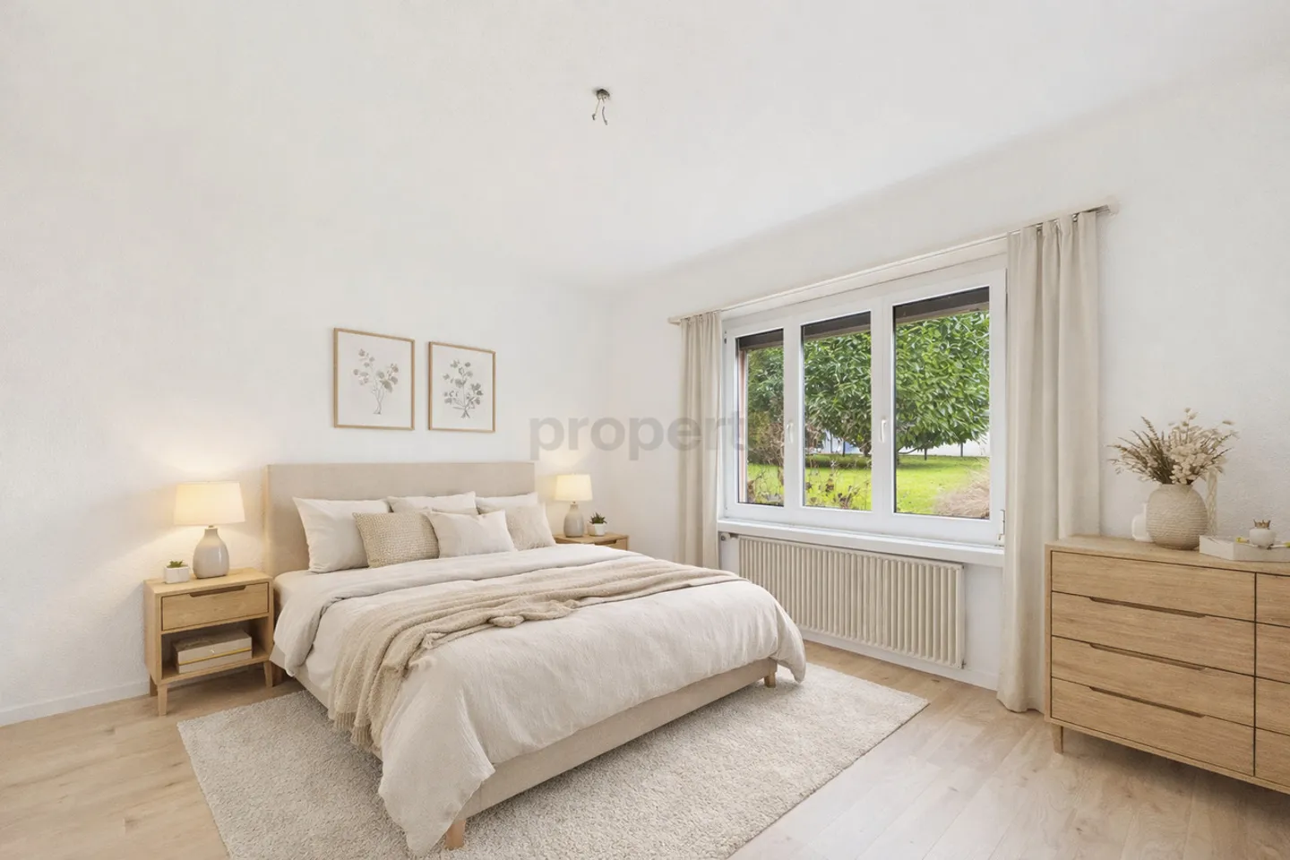 Charming Detached Family House in a Quiet, Family-Friendly Area - Photo 10 of 13
