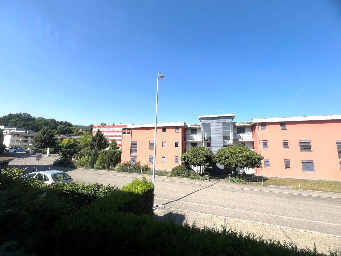 Confort de vie généreux dans un emplacement central à Laufen - Photo 8 sur 8