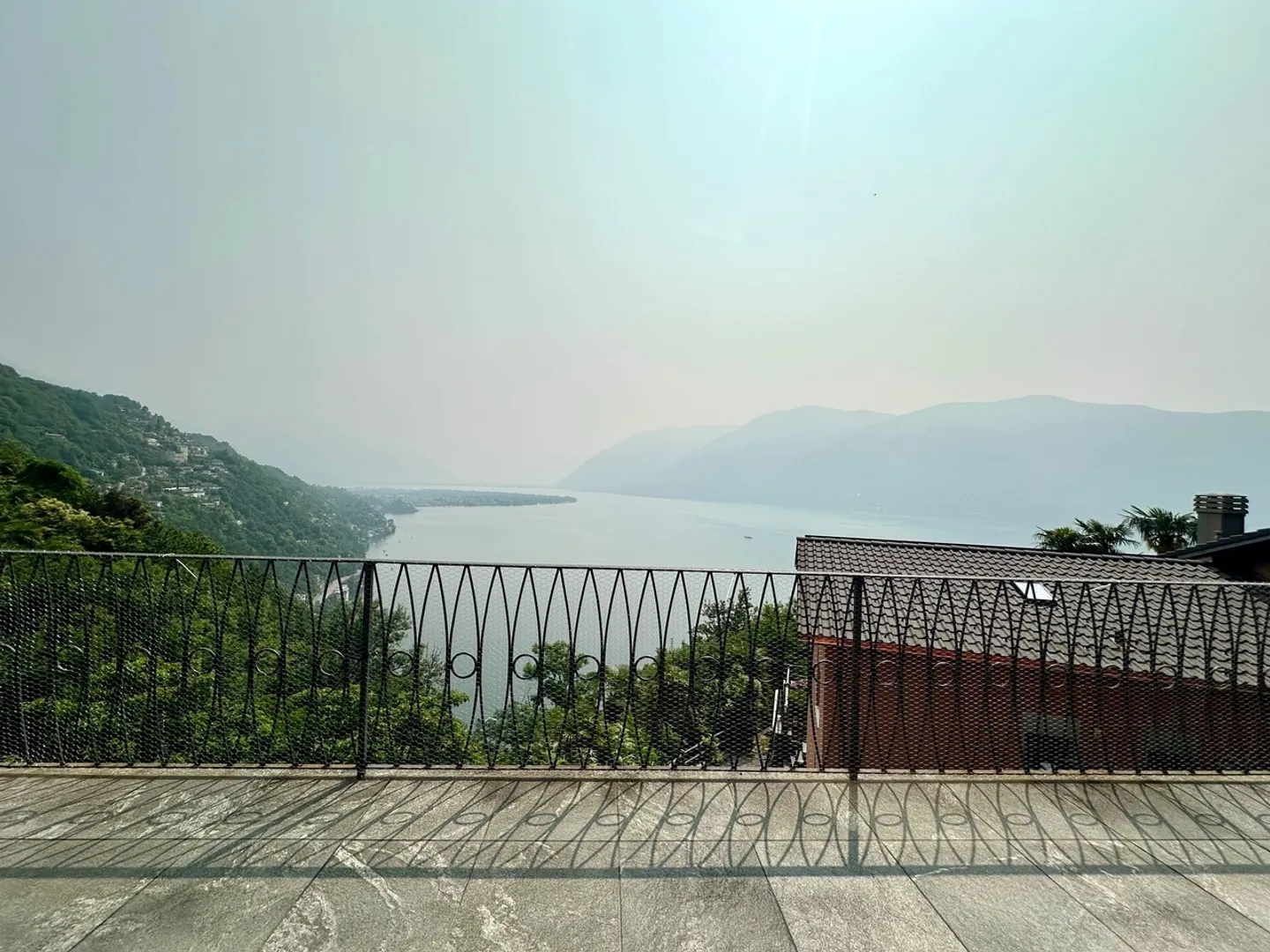 Casa loft moderna con vista spettacolare a Ronco sopra Ascona - Foto 4 di 23
