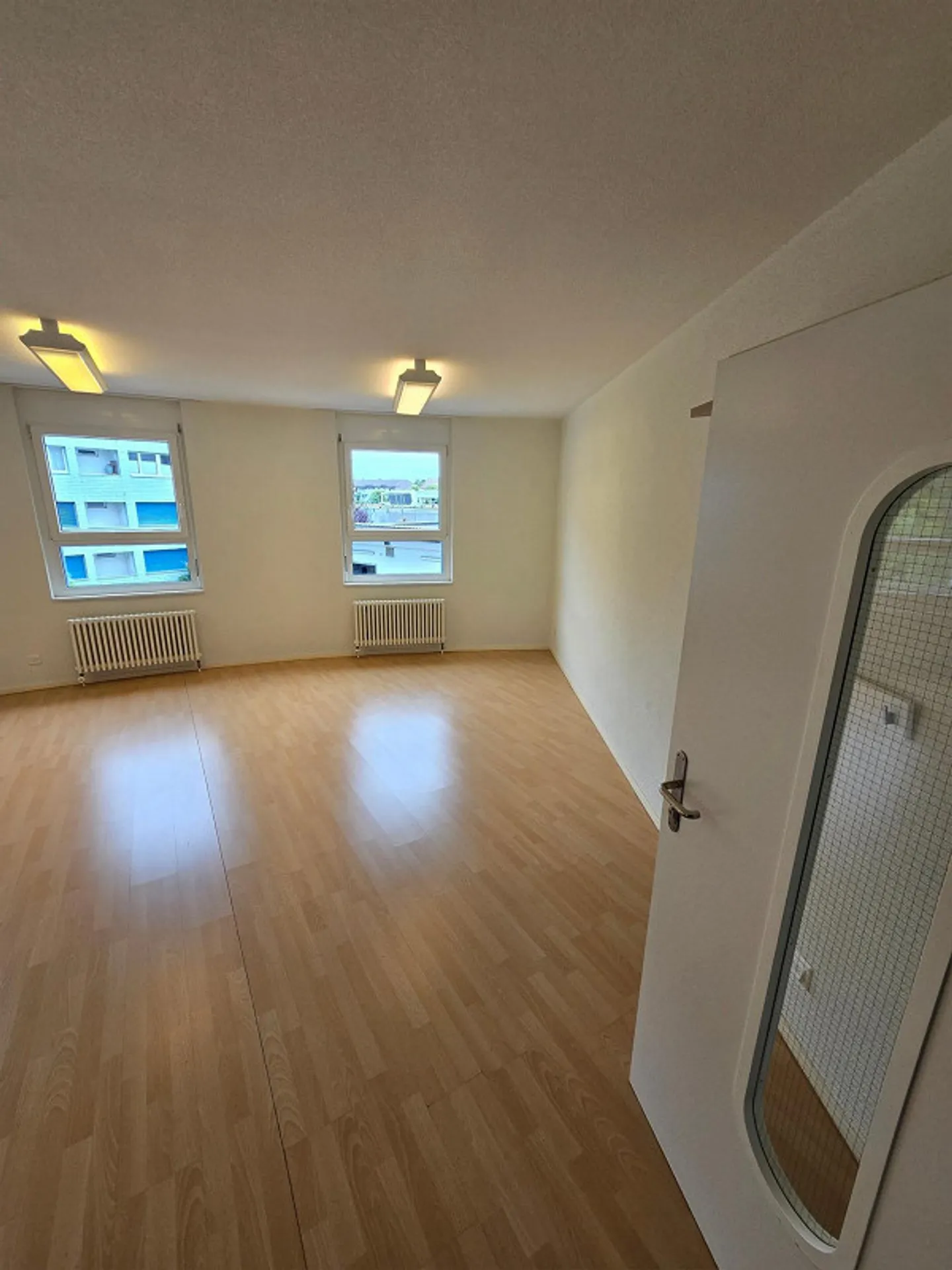 Diverse offices in a central location in Biberist for rent 20-100m2 - Photo 2 of 7
