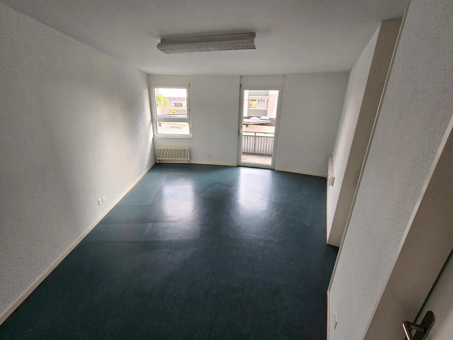Diverse offices in a central location in Biberist for rent 20-100m2 - Photo 6 of 7