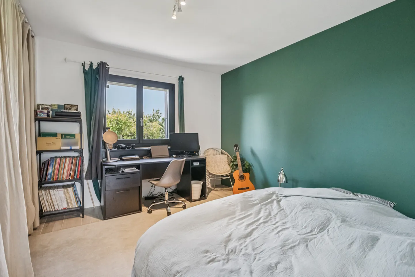 Charming family home in a privileged setting - Photo 16 of 20