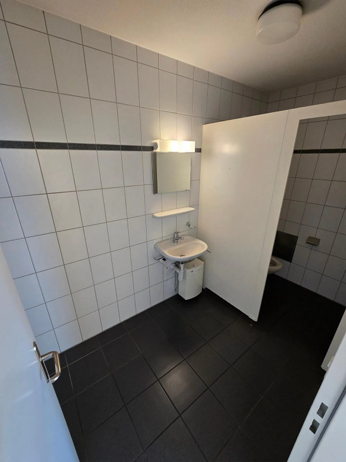Diverse offices in a central location in Biberist for rent 20-100m2 - Photo 4 of 7