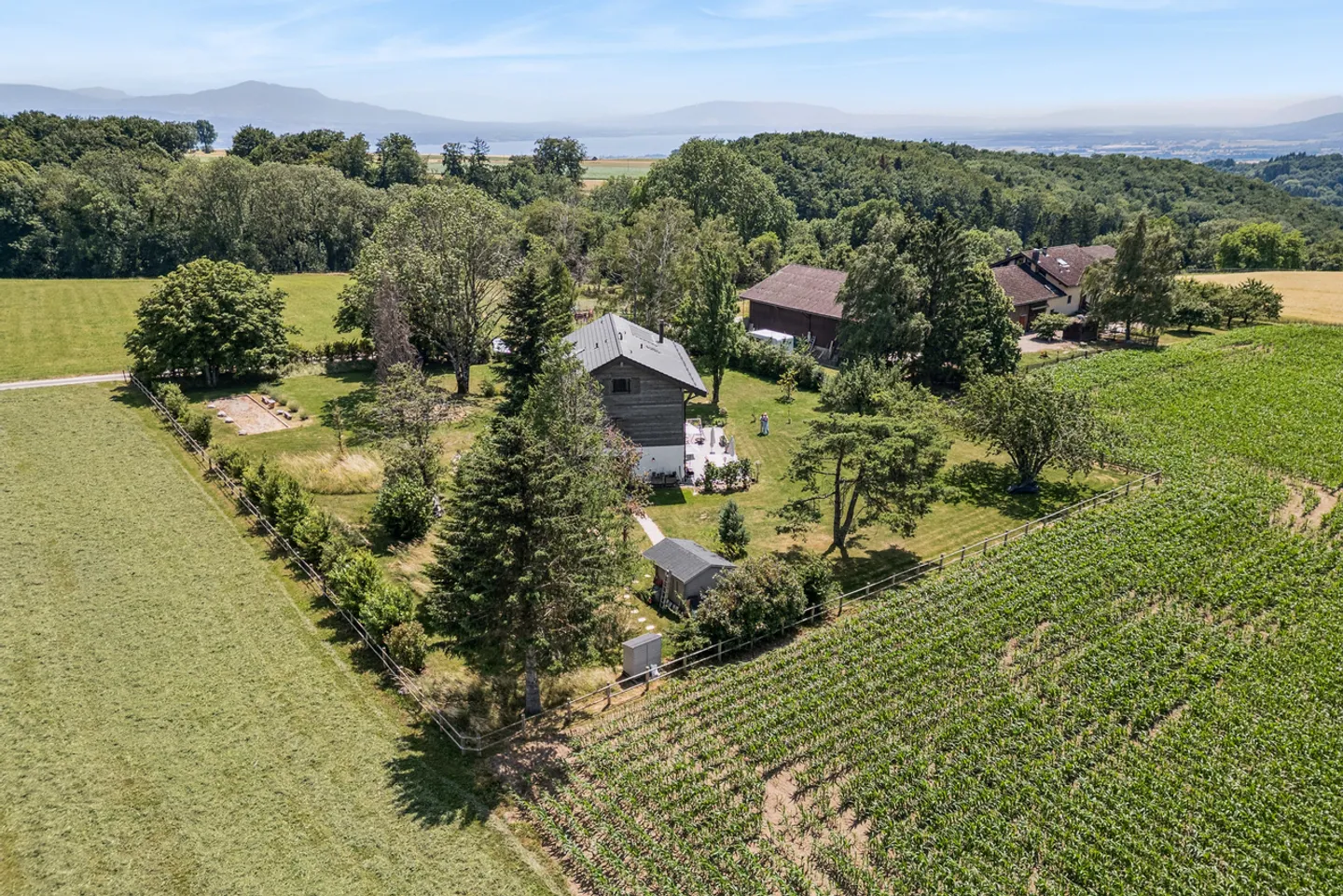 Charming family home in a privileged setting - Photo 20 of 20