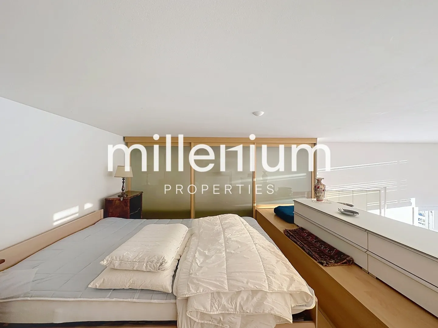 Möblierte Wohnung mit Balkon in der Nähe der UN - Foto 9 von 12