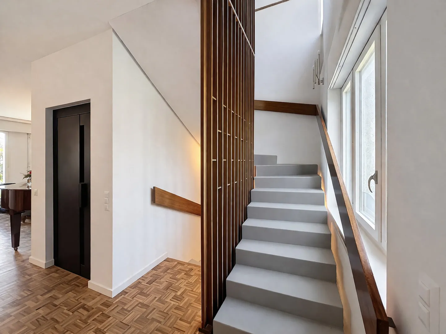 Stunning Architect-Designed Villa in Thônex - Photo 4 of 15